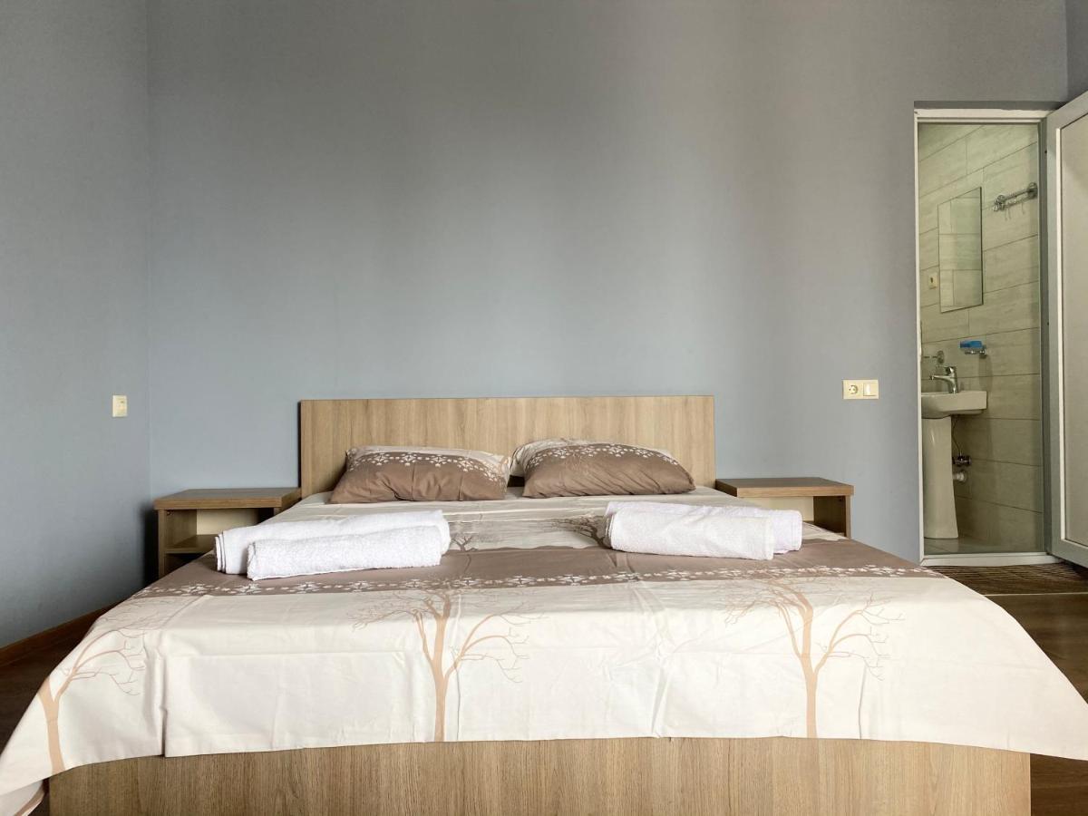 קובולטי Hotel Charli מראה חיצוני תמונה